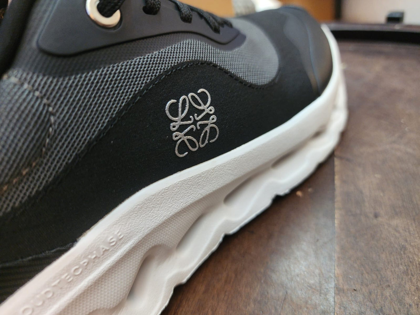 Mens shoes
