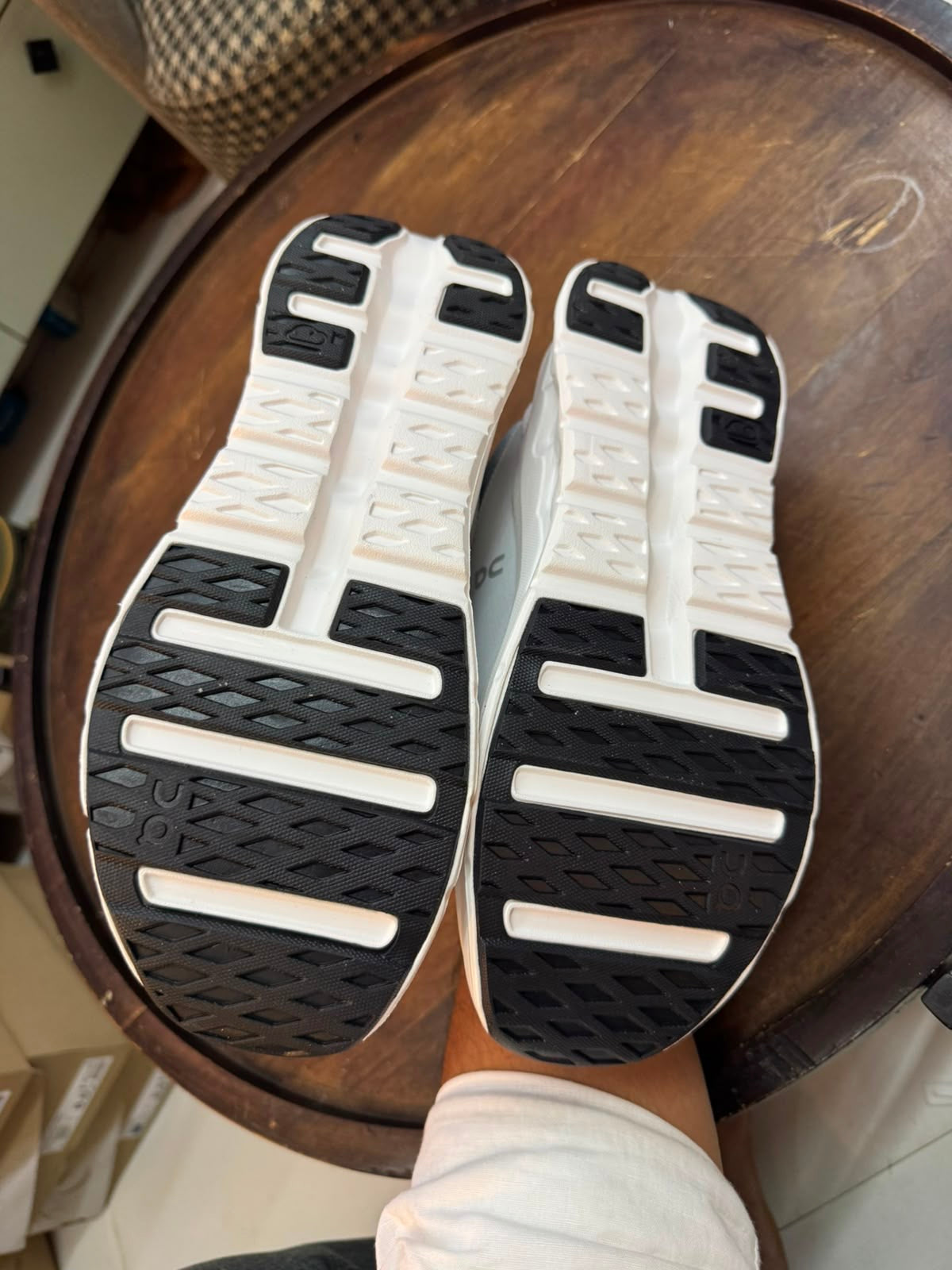 Mens shoes