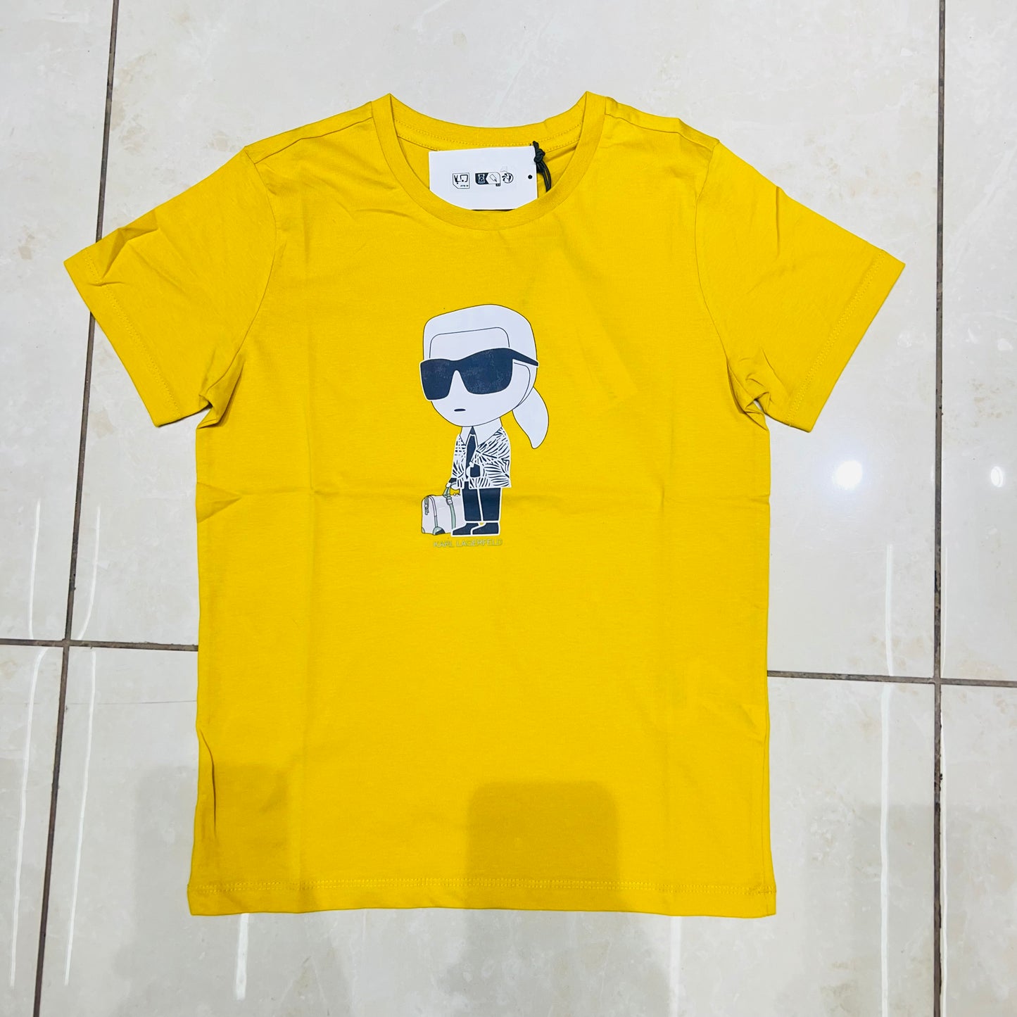 Boys round neck t shirt