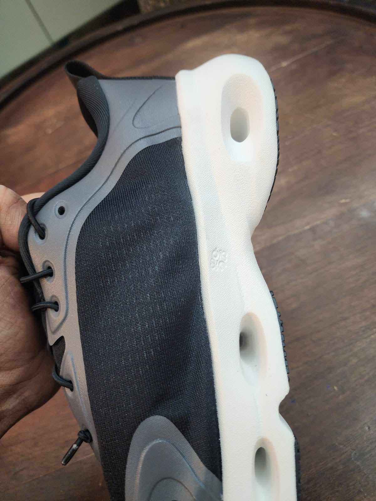 Mens shoes
