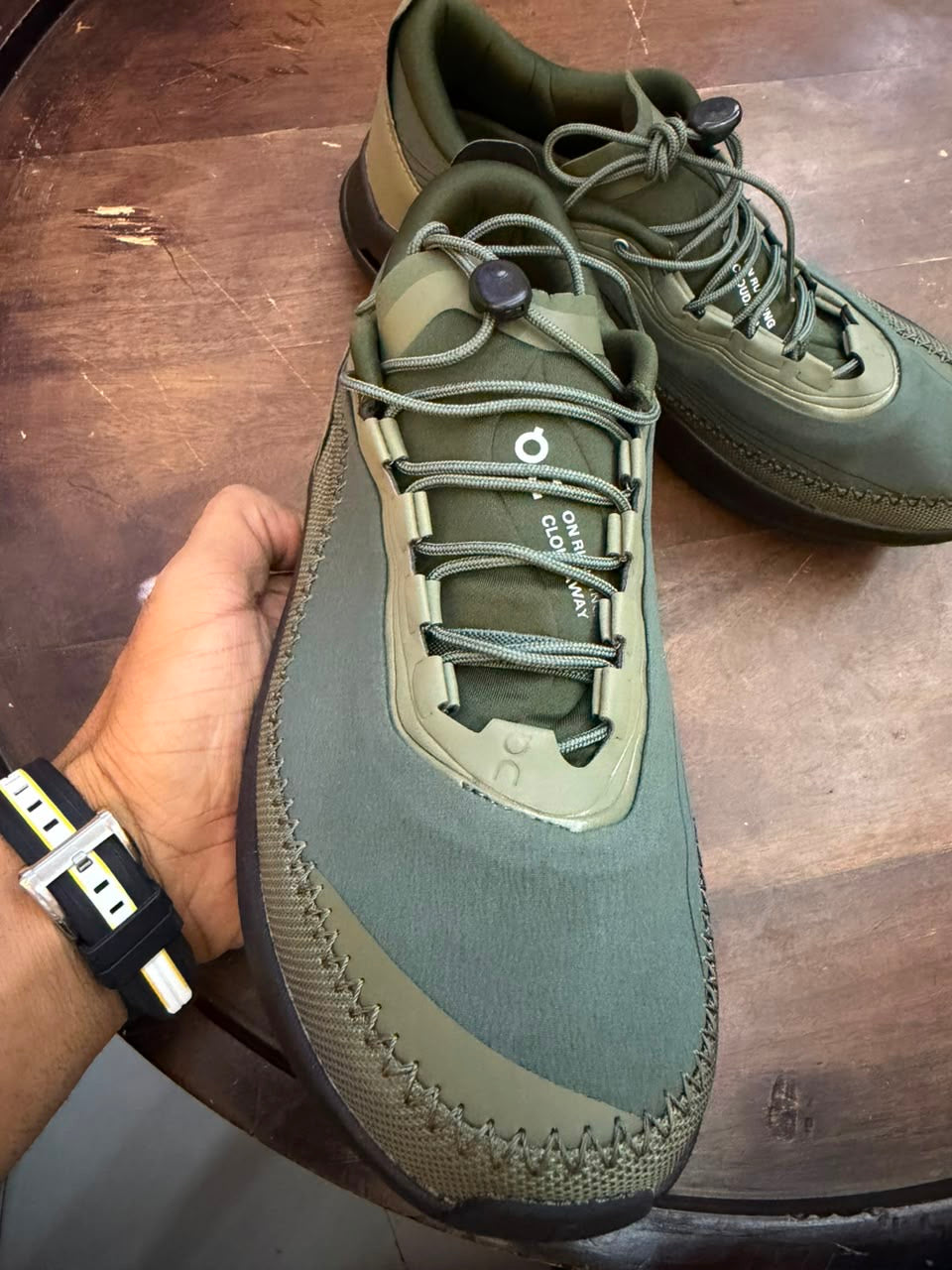 Mens shoes