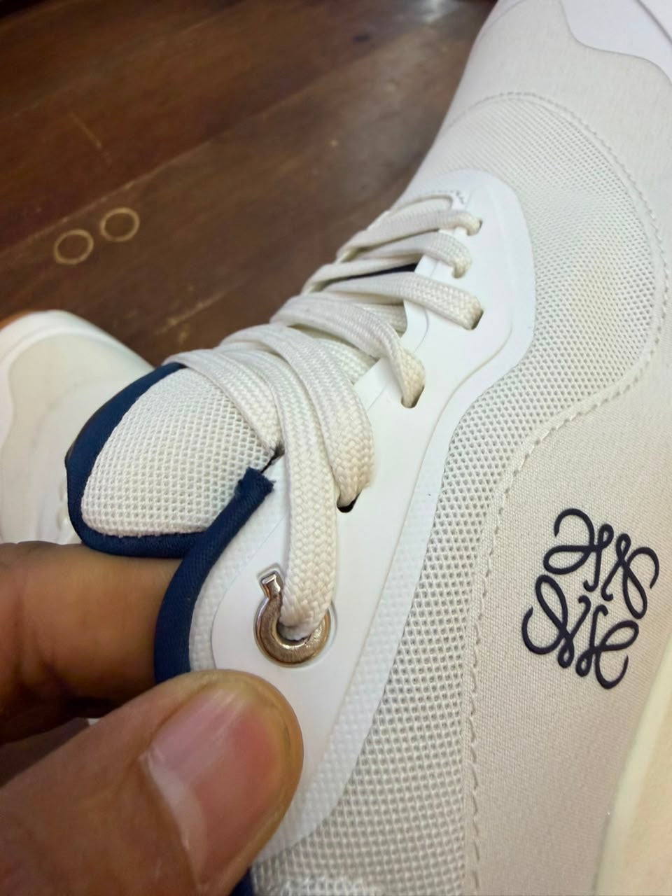 Mens shoes