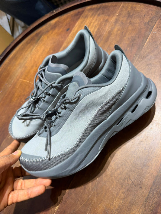 Mens shoes