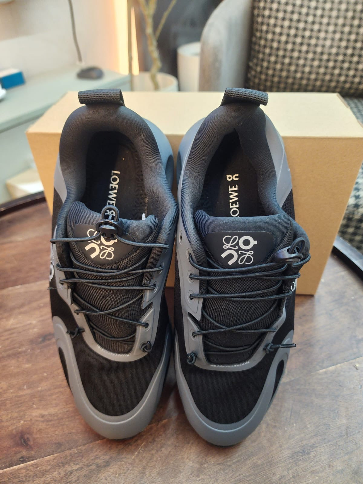 Mens shoes