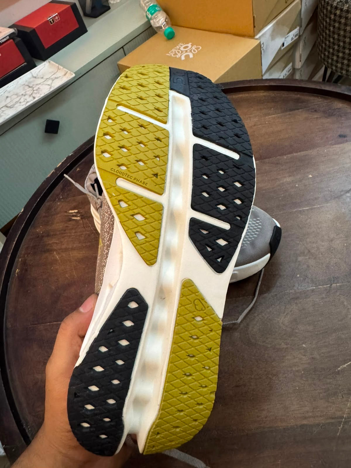 Mens shoes