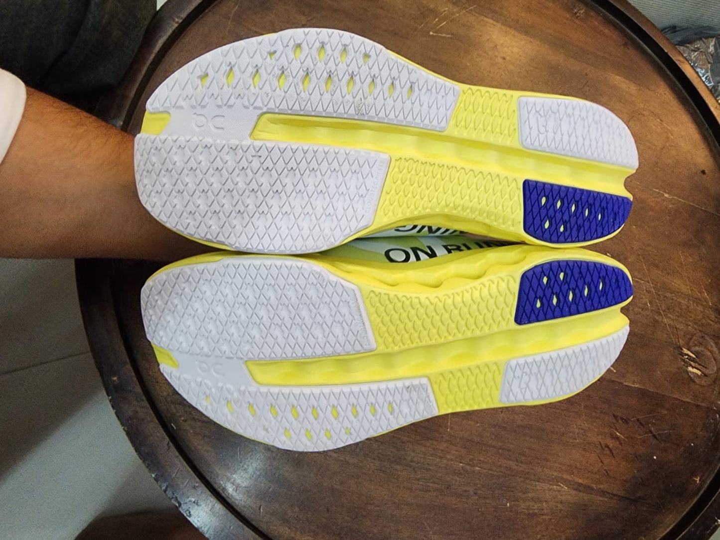 Mens shoes