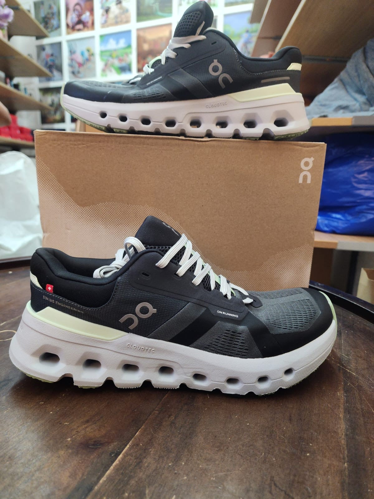 Mens shoes