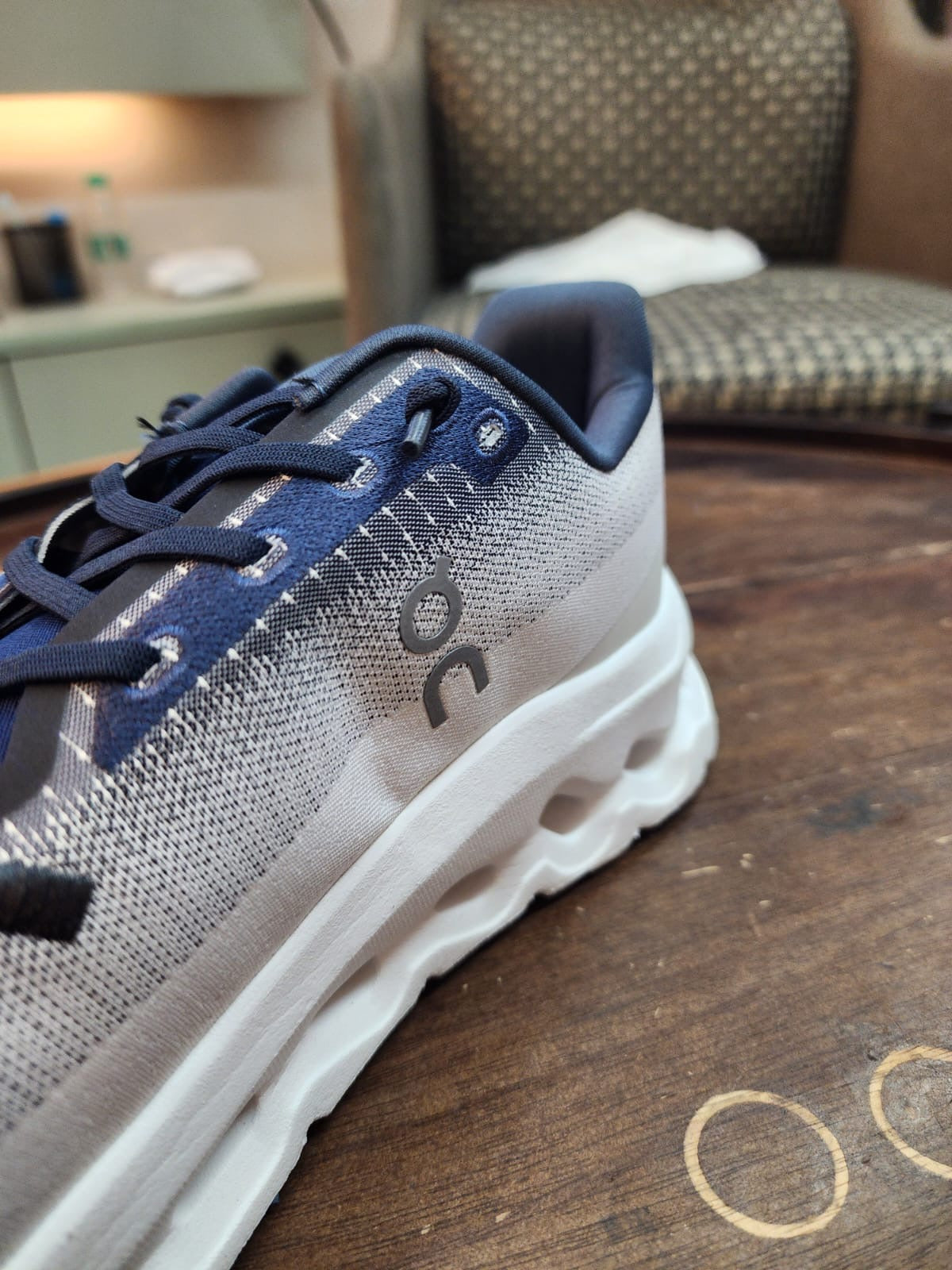 Mens shoes
