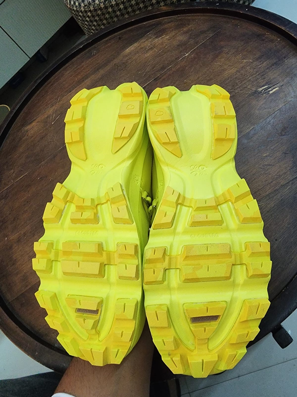 Mens shoes