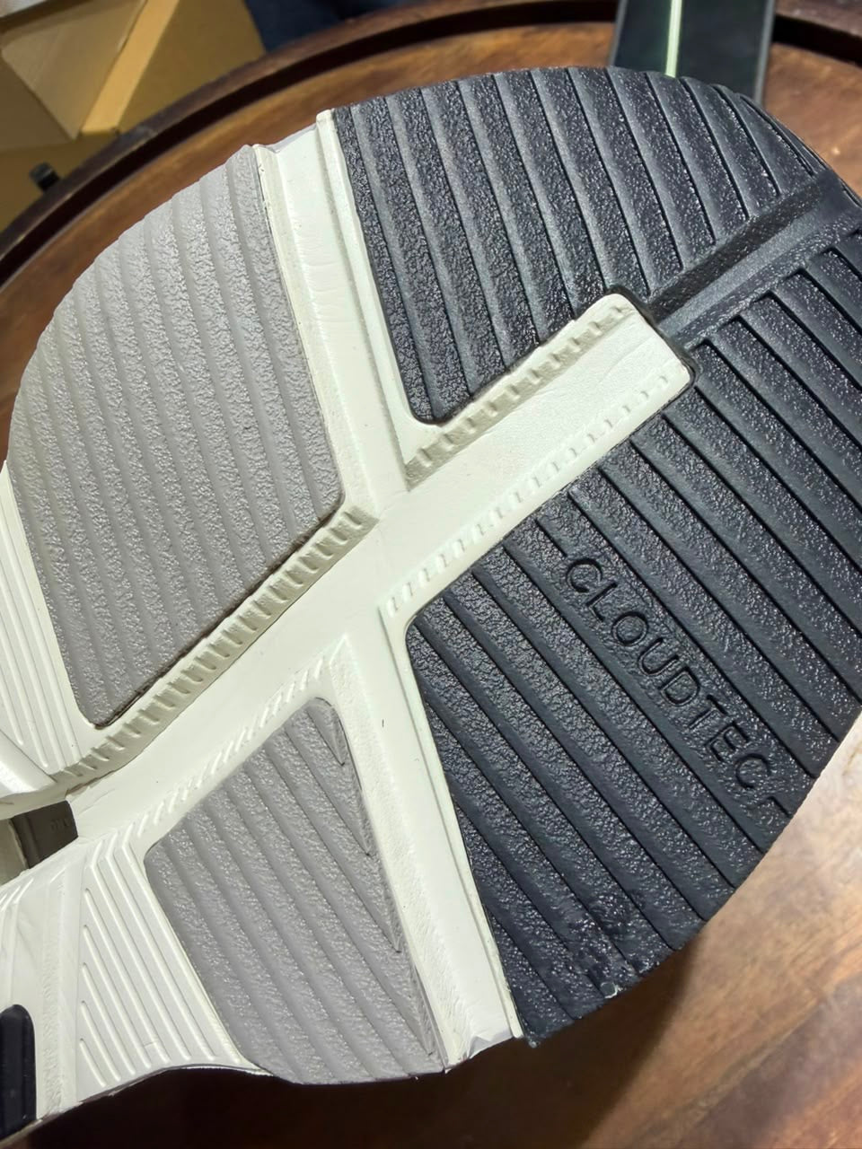 Mens shoes