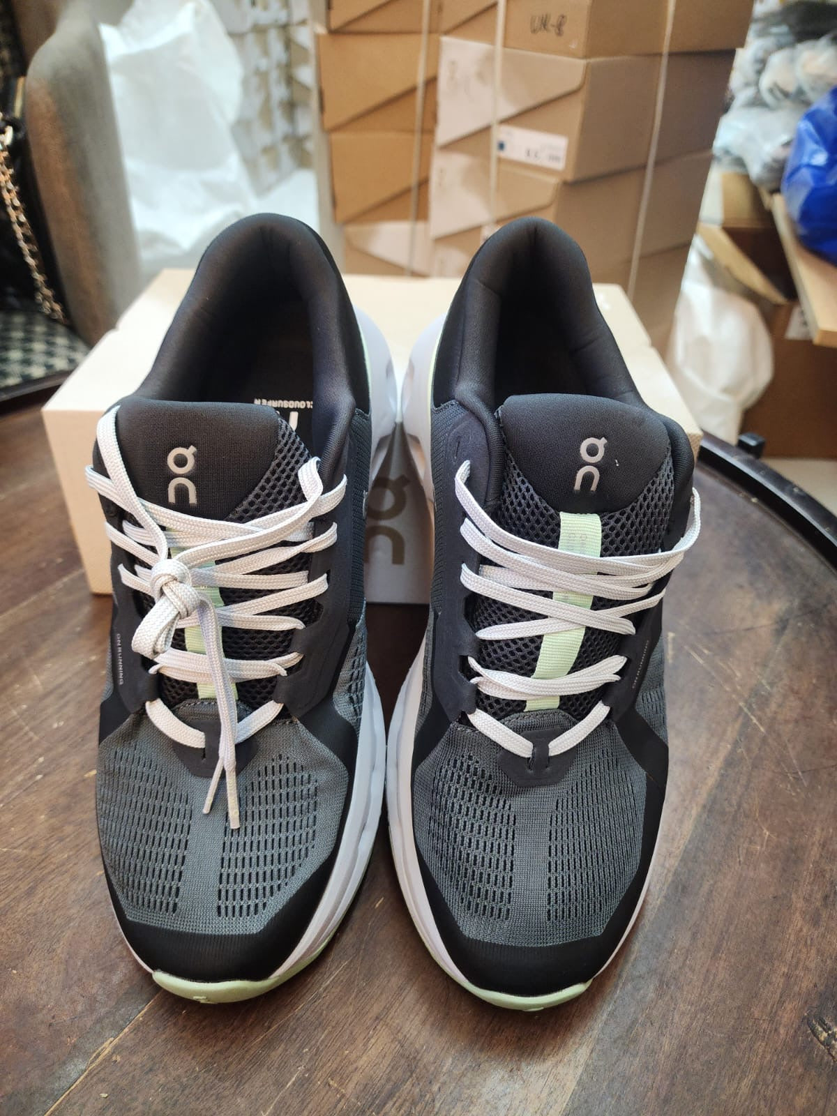 Mens shoes