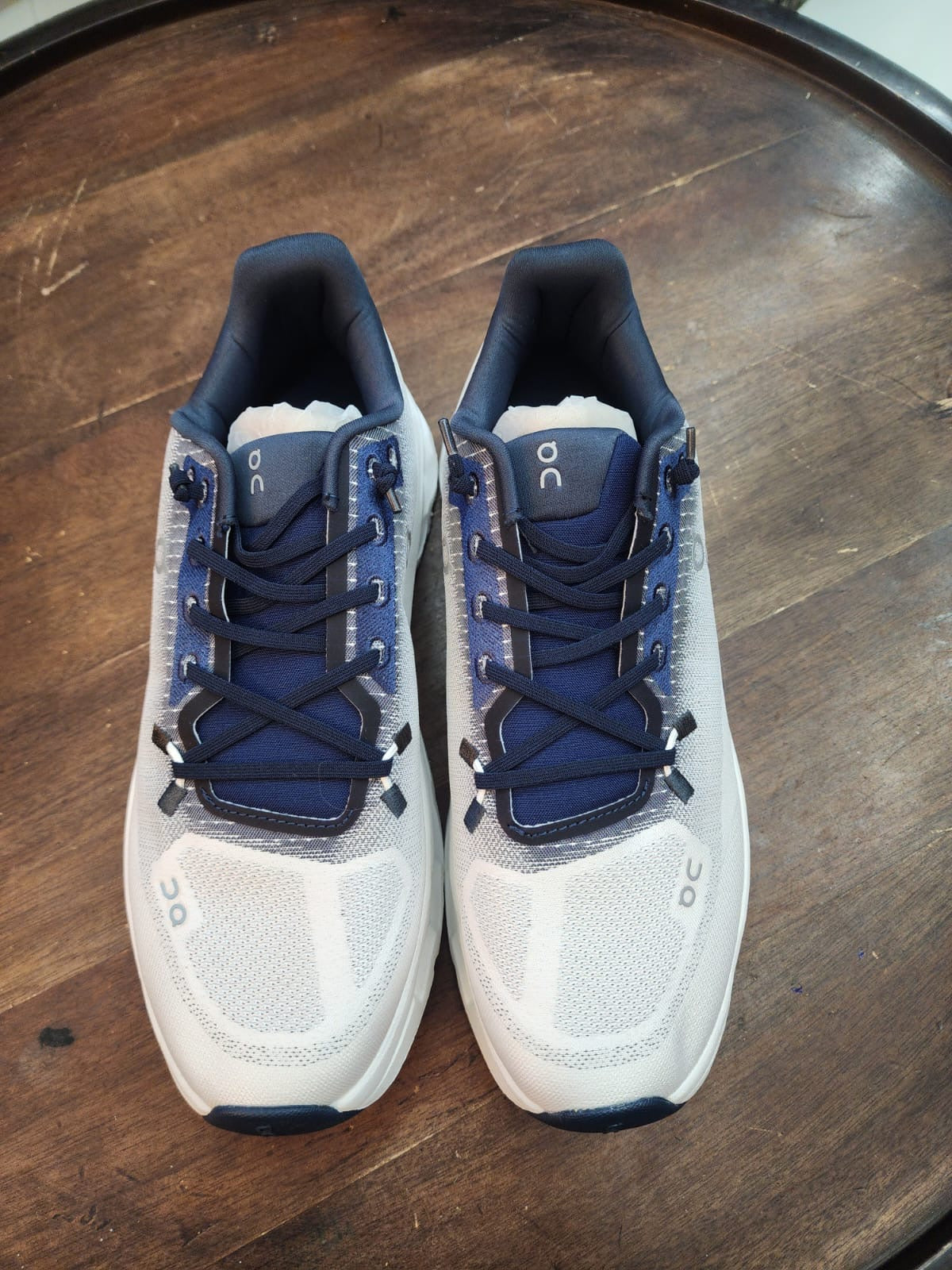 Mens shoes