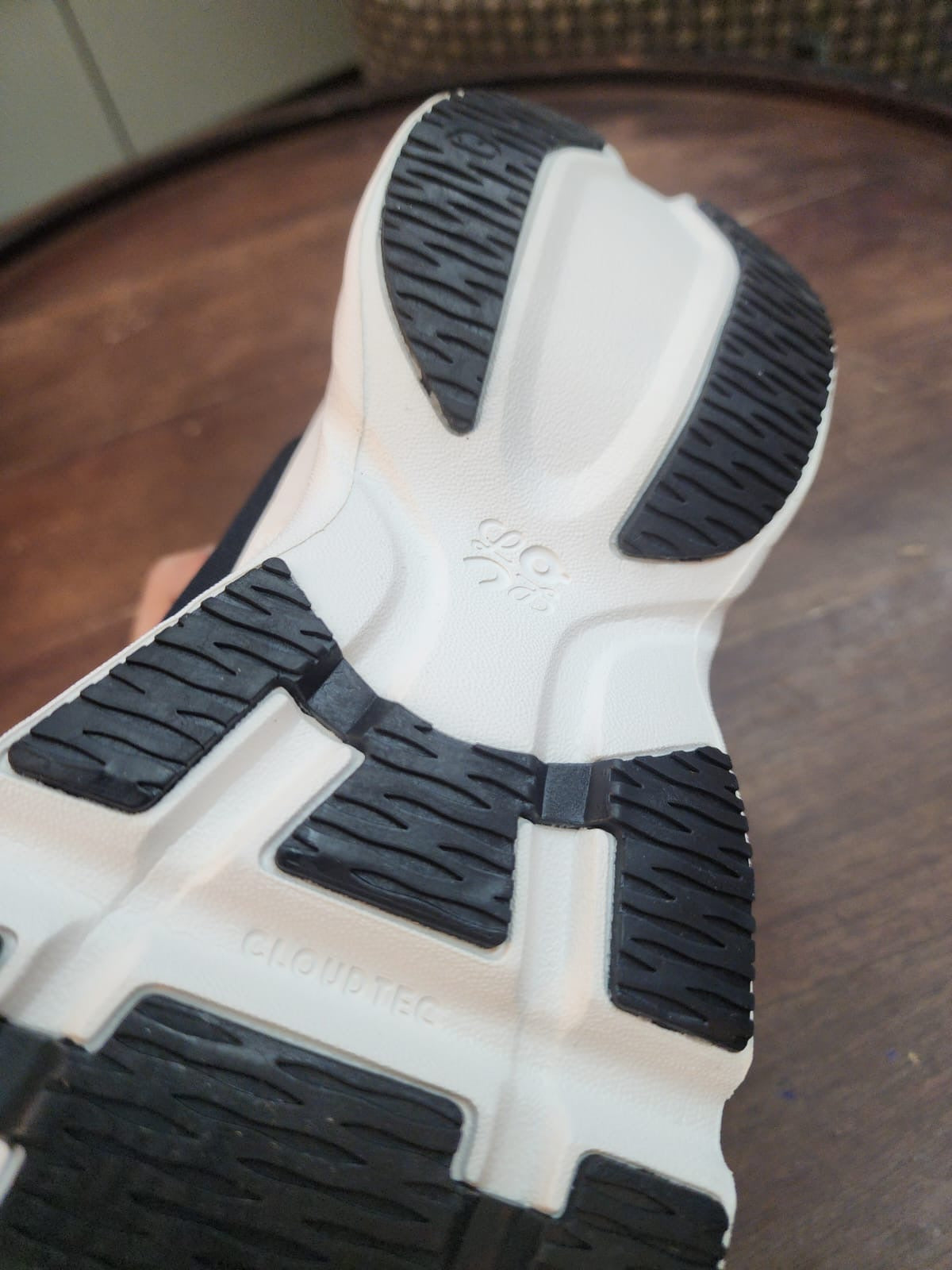 Mens shoes
