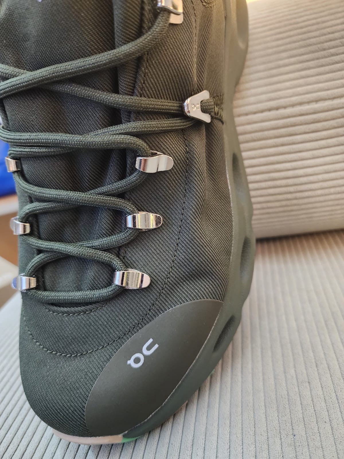 Mens shoes