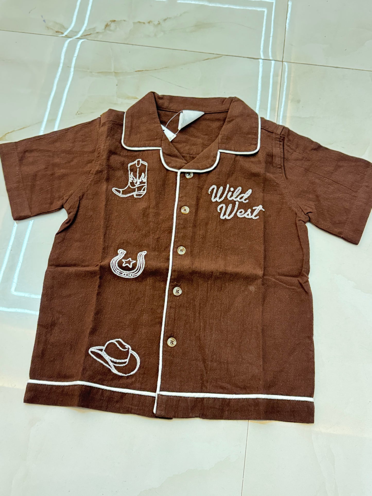 Half sleeve kids shirt