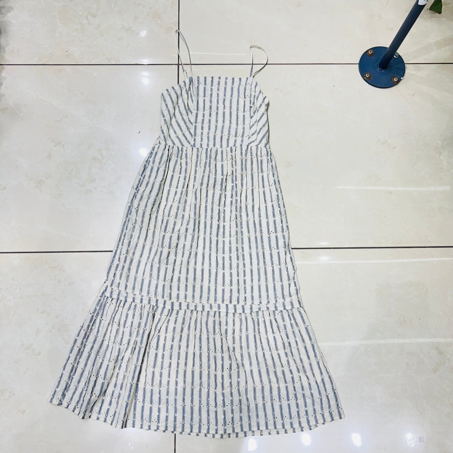 Ladies dress