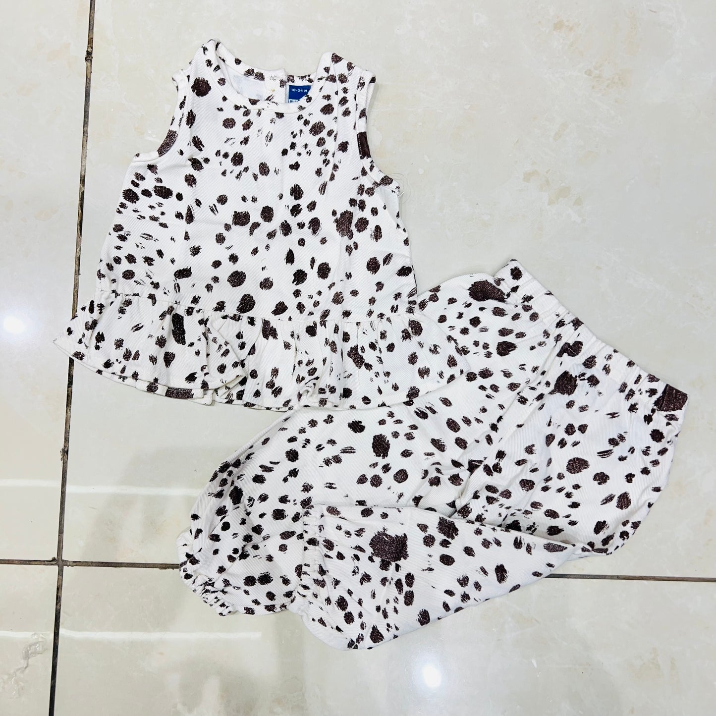 Girls dress
