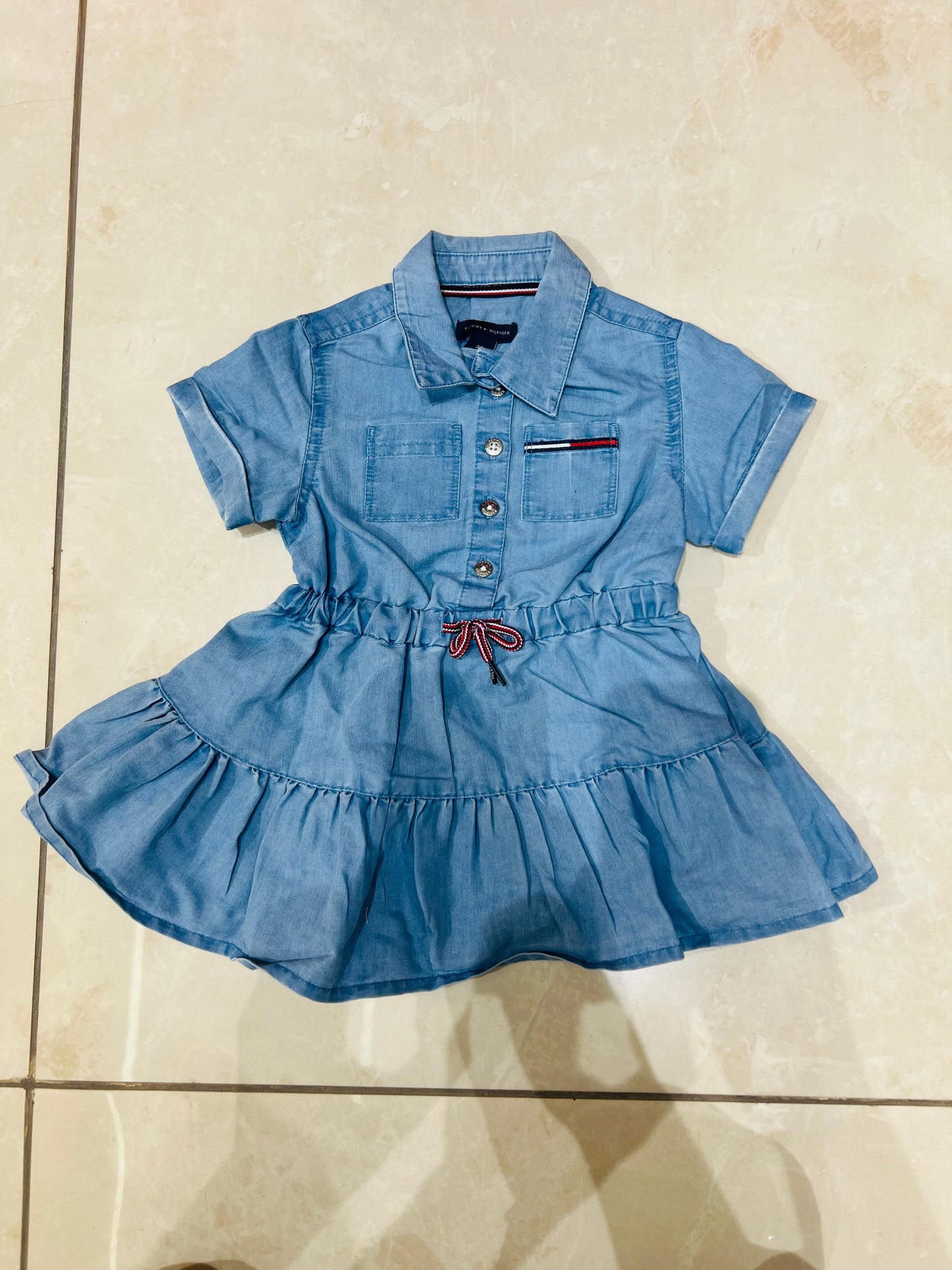 Girls dress