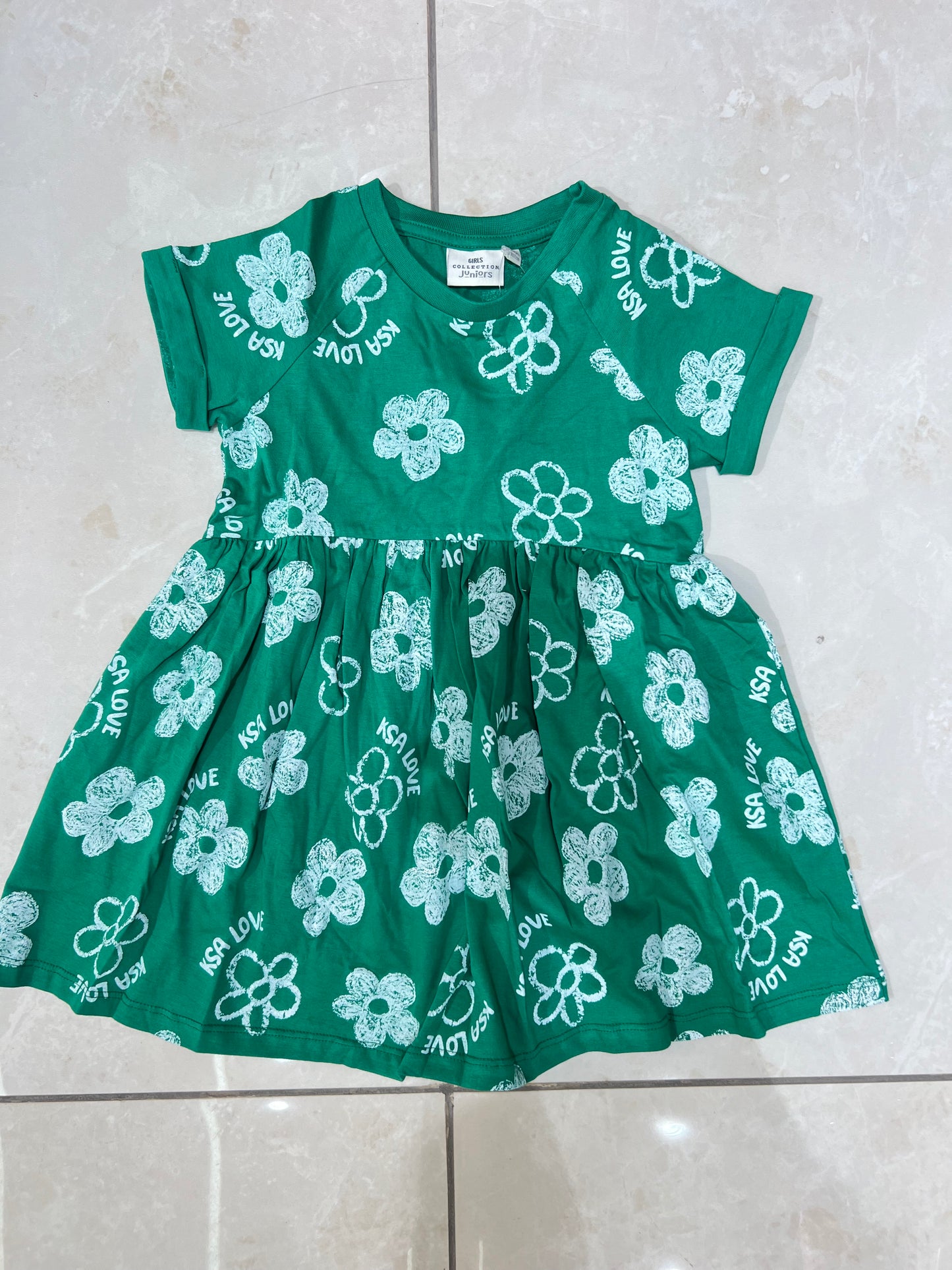 Girls dress