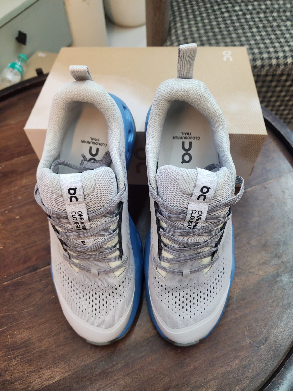 Mens shoes