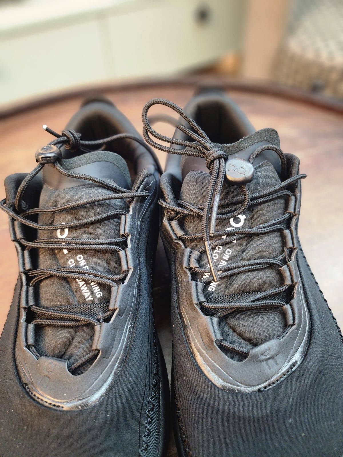 Mens shoes