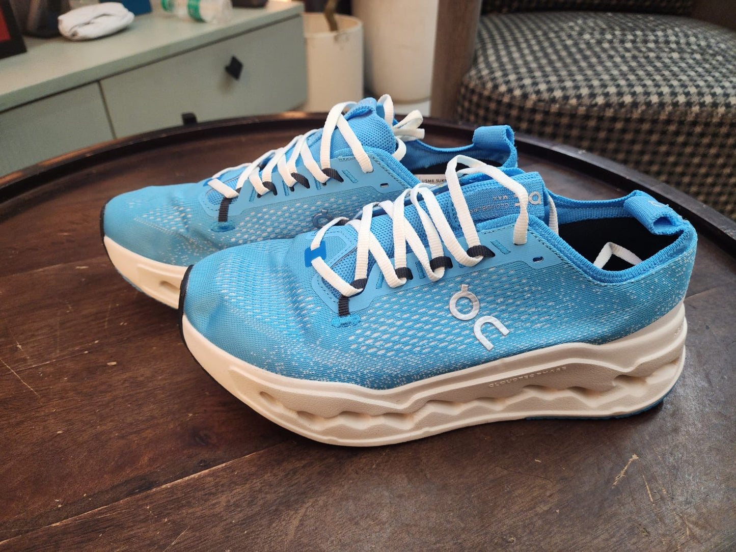 Mens shoes