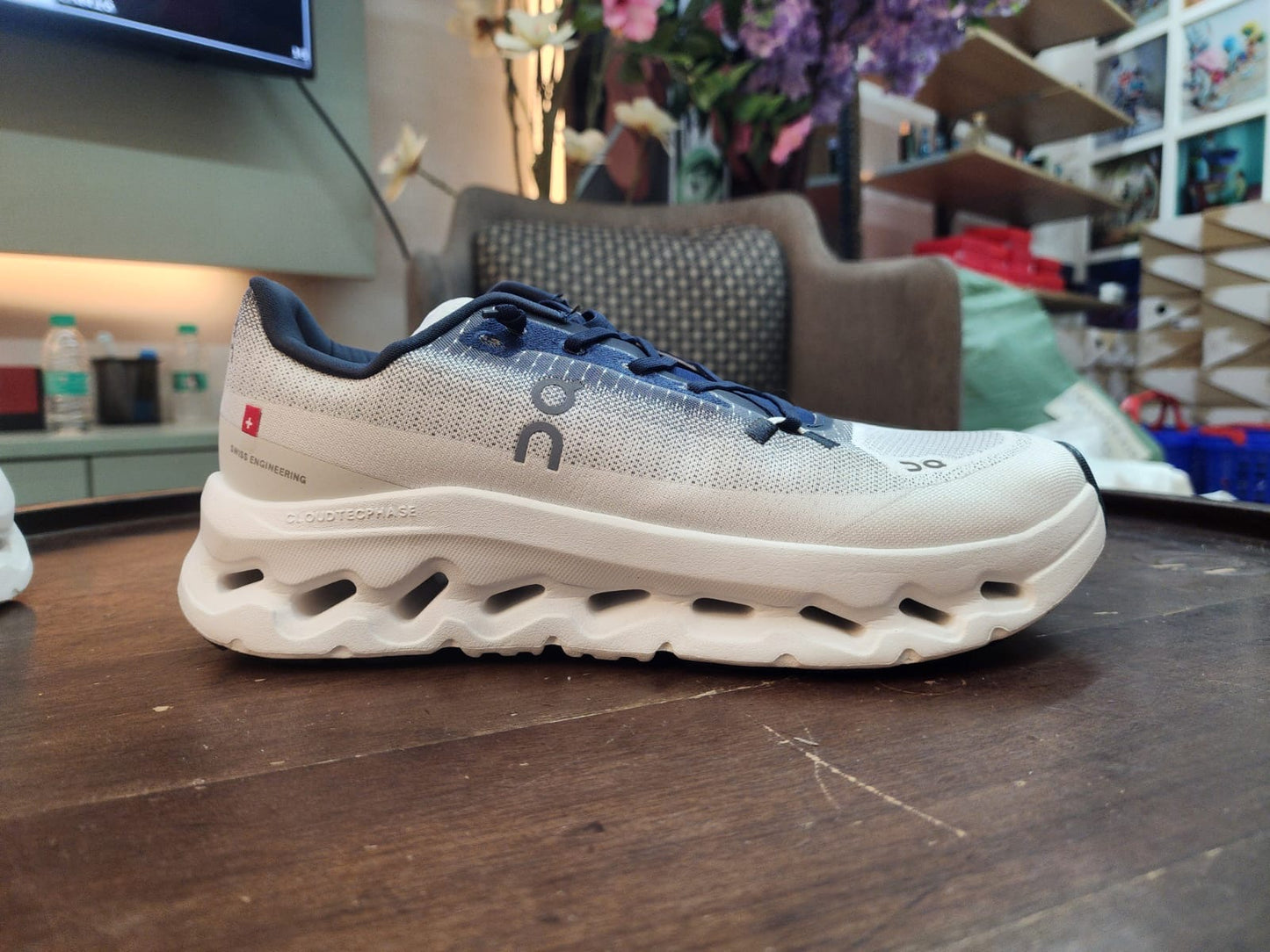 Mens shoes