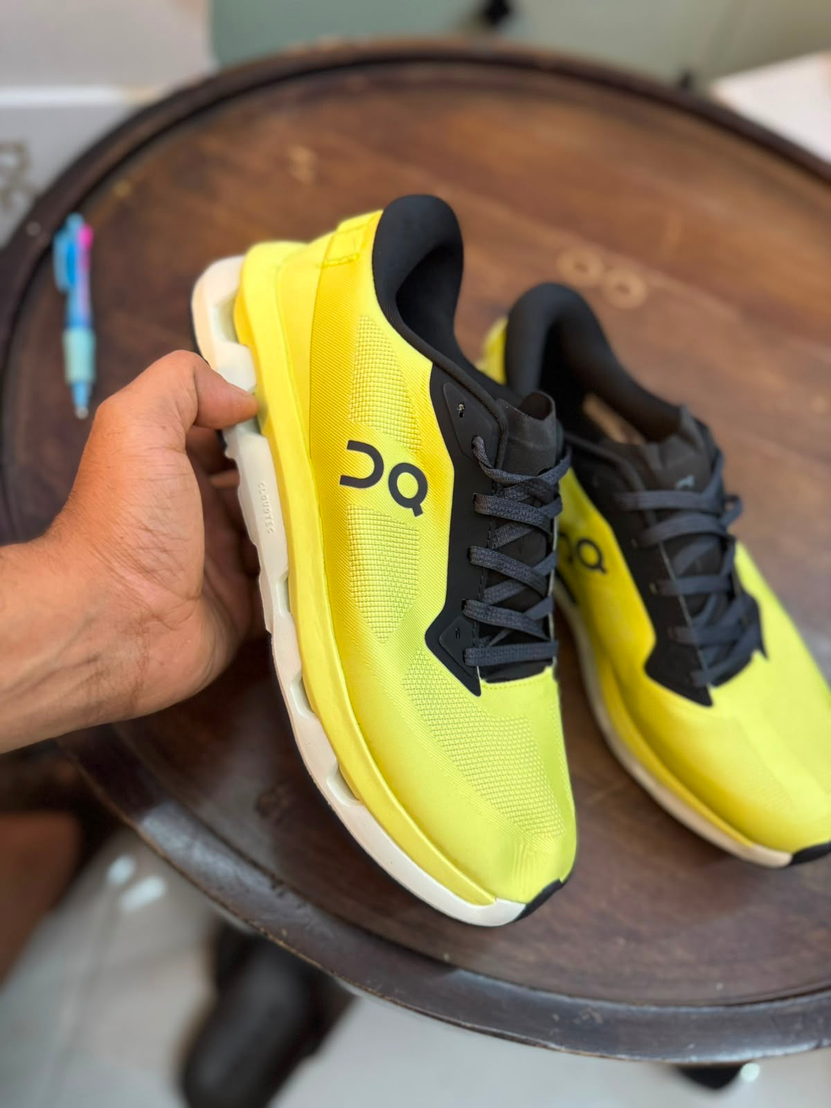 Mens shoes