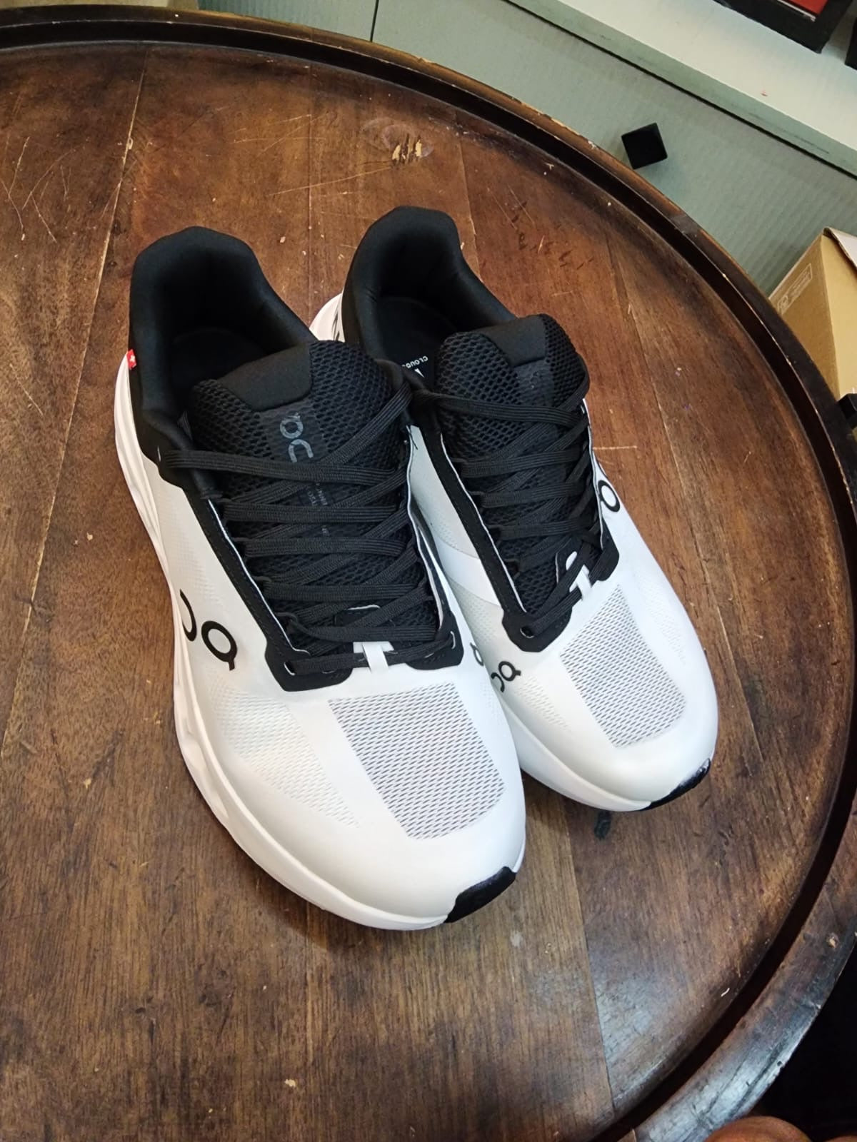 Mens shoes