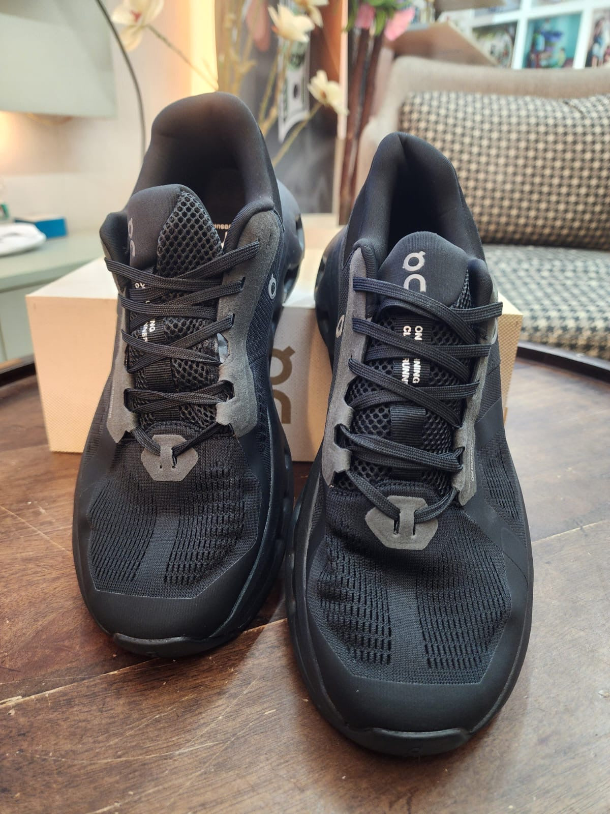 Mens shoes