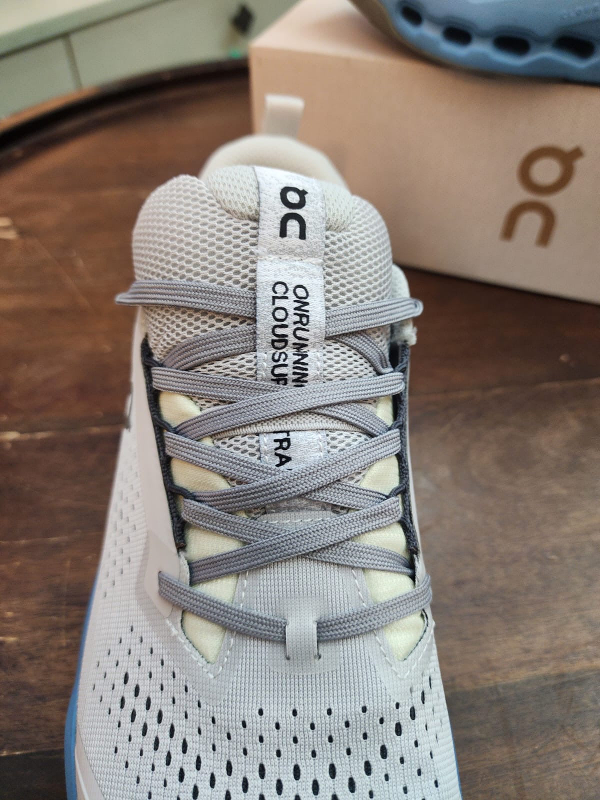 Mens shoes